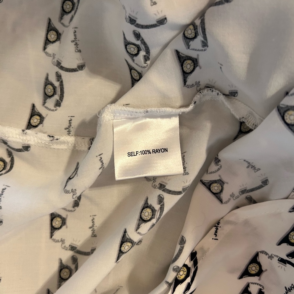 Jane & Delancey Telephone Novelty Print Bonjour Black and White Blouse - Picture 10 of 10